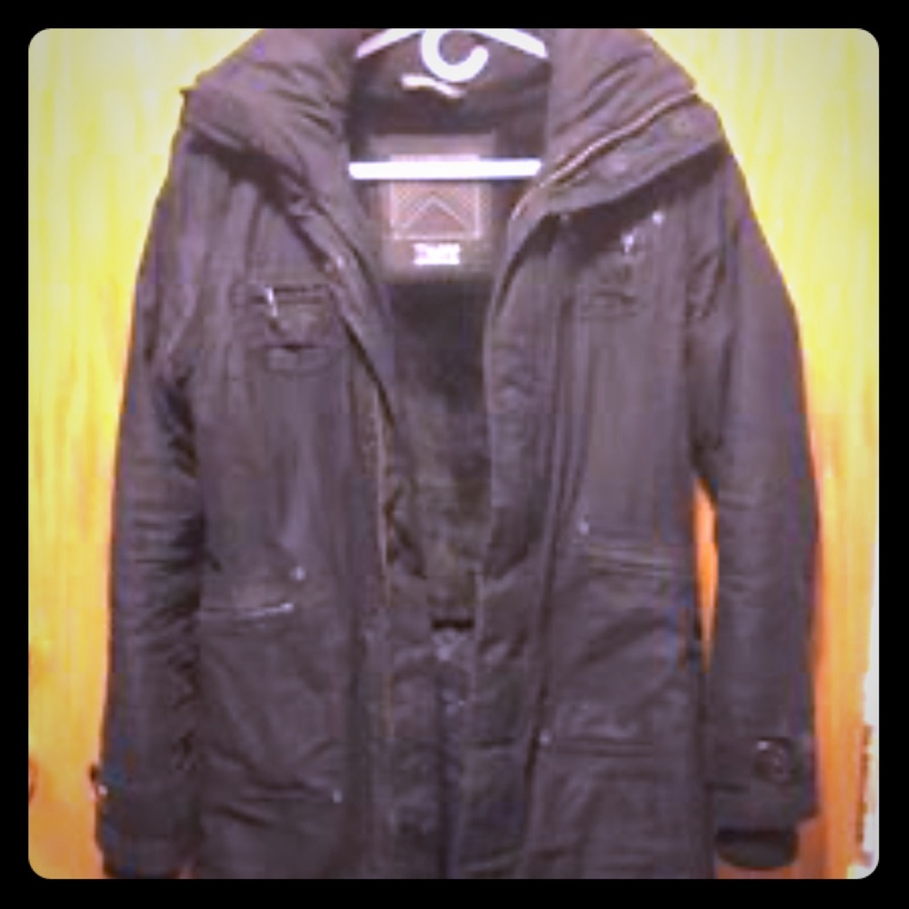 TNA Verbier Parka Small